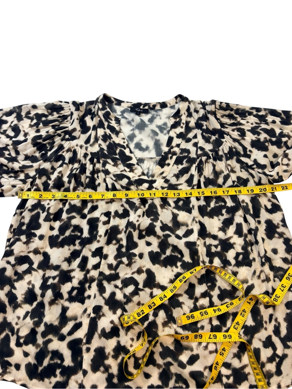 Rails Fable Blurred Cheetah Print Blouse  V neck Balloon Sleeve Top SzS Office - Picture 9 of 15